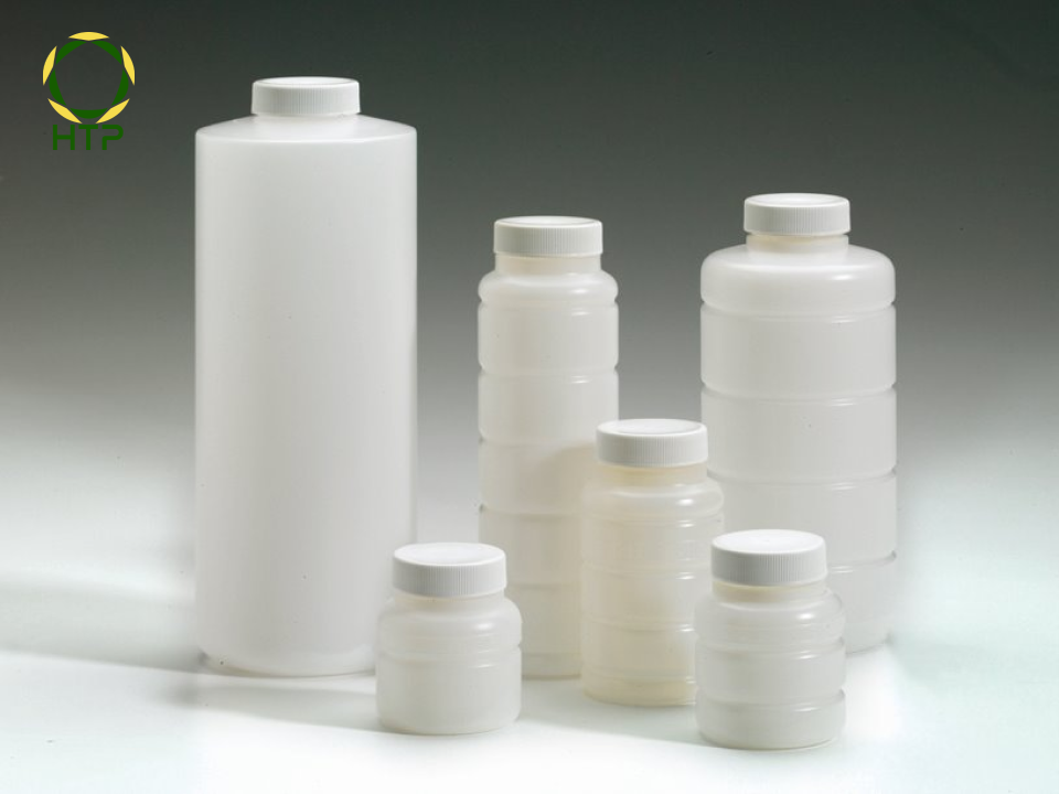 HDPE được sử dụng để sản xuất chai lọ, hộp đựng thực phẩm và các loại bao bì khác